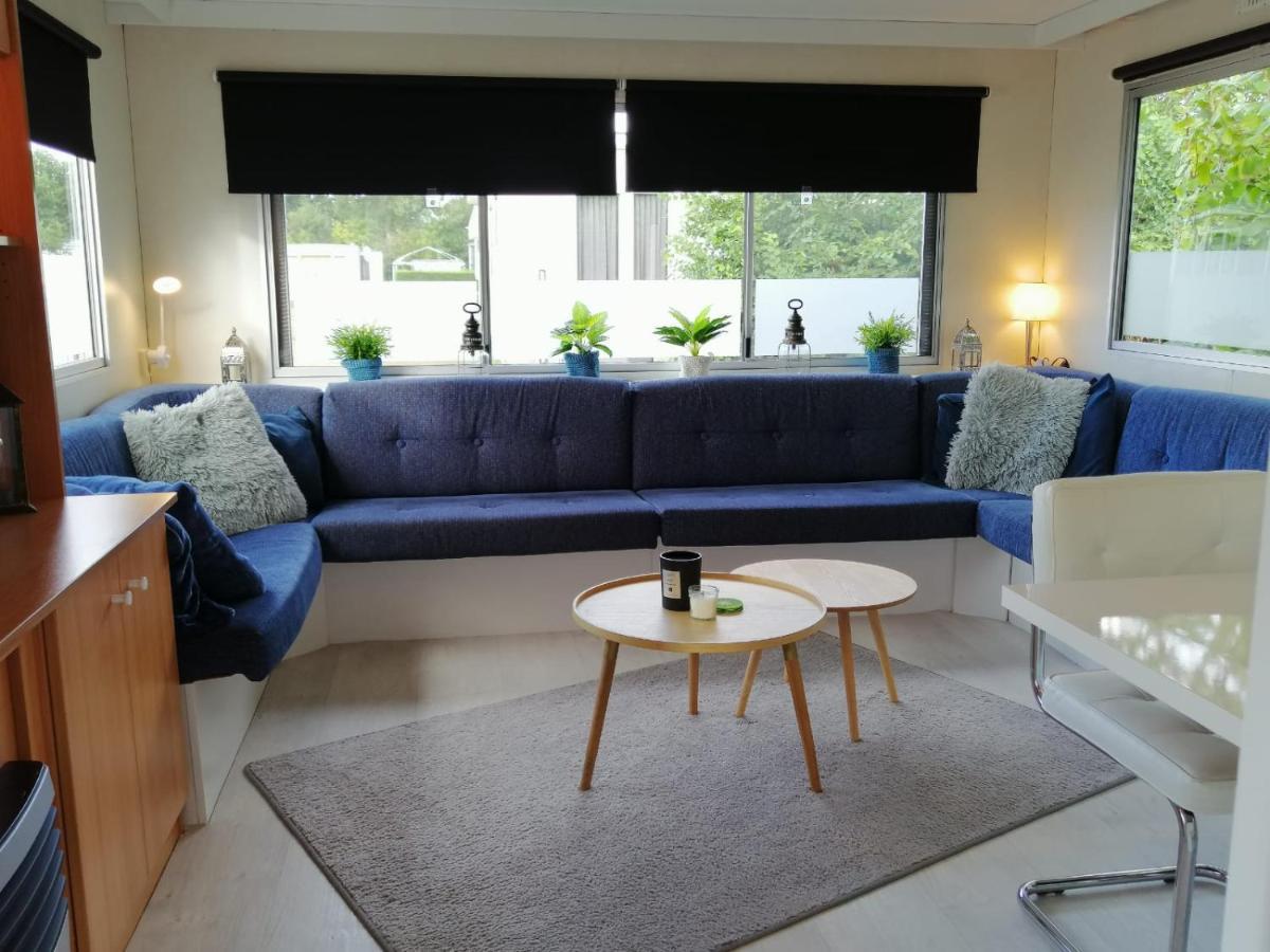 Stacaravan Op 5 Sterren Vakantiepark De Kuilart Friesland Aan Het Meer Met Zwembad 5P 237 Koudum Bagian luar foto