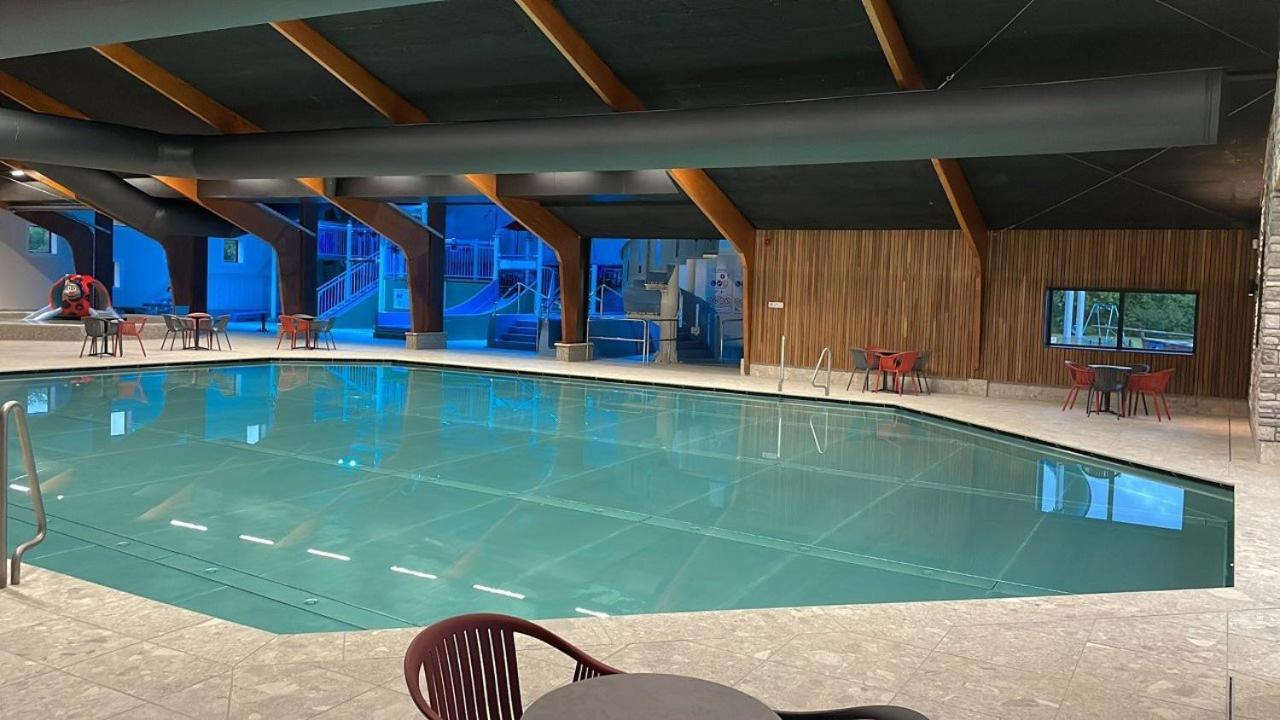 Stacaravan Op 5 Sterren Vakantiepark De Kuilart Friesland Aan Het Meer Met Zwembad 5P 237 Koudum Bagian luar foto