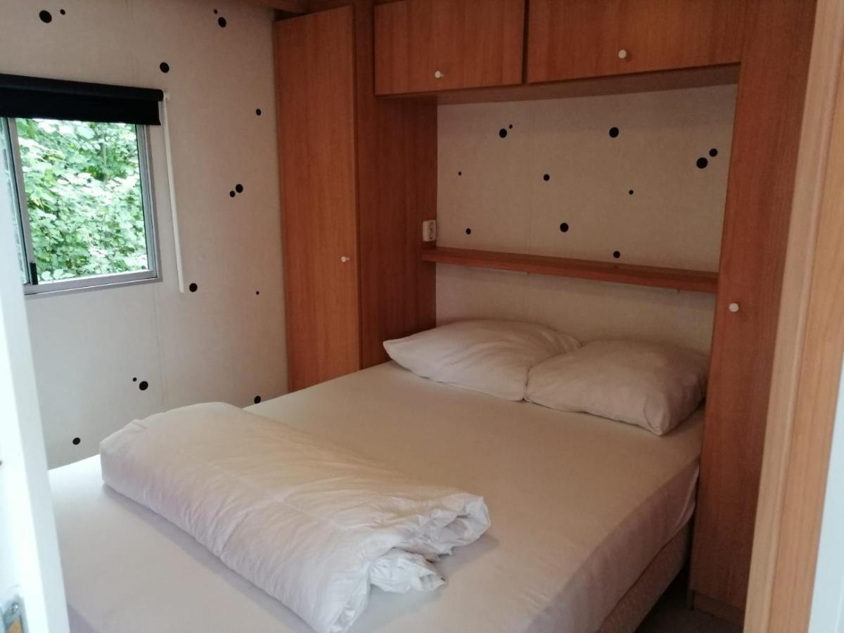 Stacaravan Op 5 Sterren Vakantiepark De Kuilart Friesland Aan Het Meer Met Zwembad 5P 237 Koudum Bagian luar foto